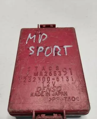 Mitsubishi Pajero Sport I Fuse module MR2653 2323006131