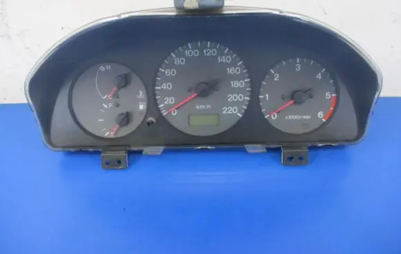 Mazda 323 Speedometer (instrument cluster)