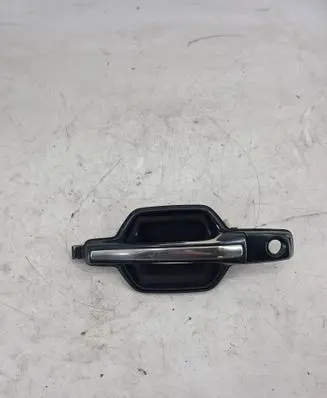 Mitsubishi Pajero Front door exterior handle