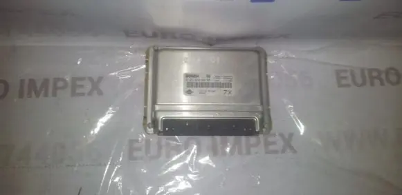 Nissan Almera N16 Engine control unit/module 0281010809