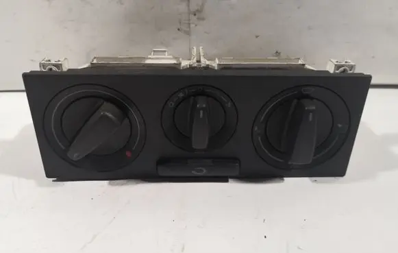 Volkswagen PASSAT B5 Climate control unit 1J0819045G01C 1J0819045G
