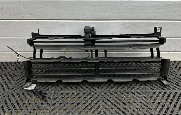 Mini One - Cooper F56 F55 Intercooler air guide/duct channel 7341924 18779815