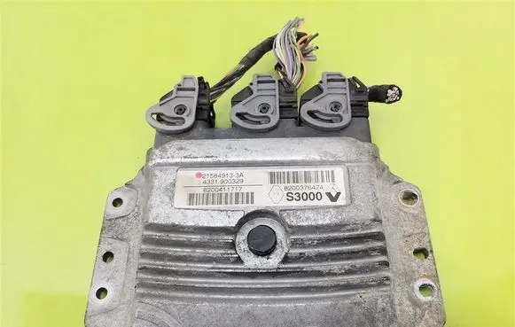 Renault Modus Engine control unit/module 215849133A