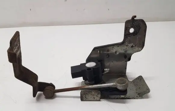 Ford Kuga II Rear air suspension level height sensor VP3M5F13D007EA