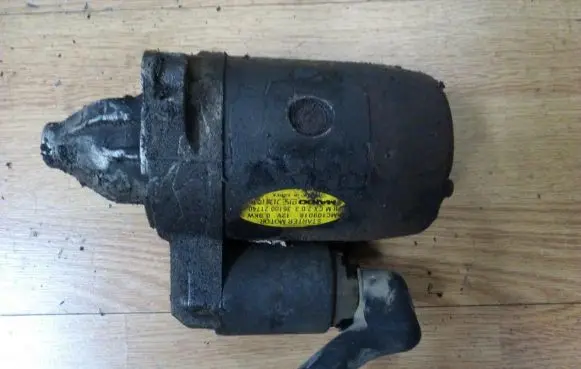 Hyundai Accent Starter motor mc109018