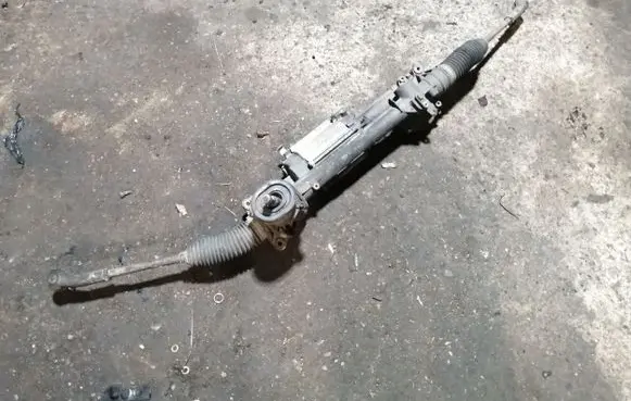 Volkswagen PASSAT B7 Steering rack 1K0909144R