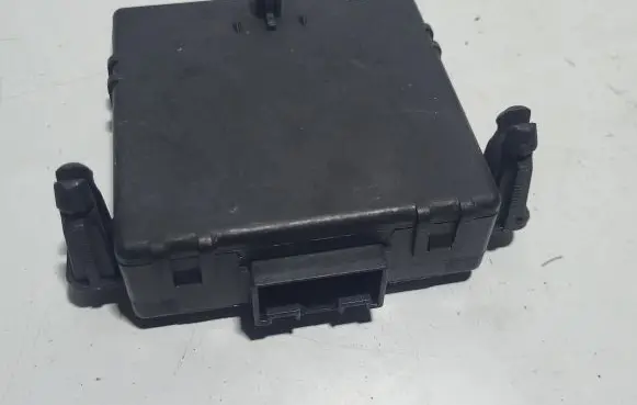 Volkswagen PASSAT B6 Gateway control module 3C0907530C 3C0907951A 402063