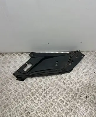 Volvo XC90 Radiator trim 31442733