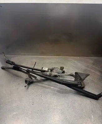 Renault Clio III Front wiper linkage and motor 54523611 8200268931 84054523