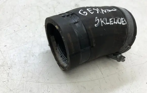 Ford Focus Air intake hose/pipe C1B16F075AE