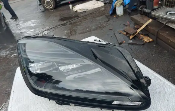 Jaguar E-Pace Headlight/headlamp M9C313W029EC