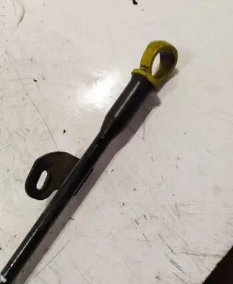 Oil level dip stick