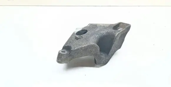 BMW X1 E84 Engine mounting bracket 6777061 22116777061