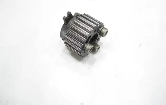 Volkswagen PASSAT B6 Fuel pump gear (pulley) 03L130238