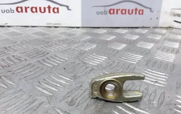 Nissan Qashqai Fuel Injector clamp holder