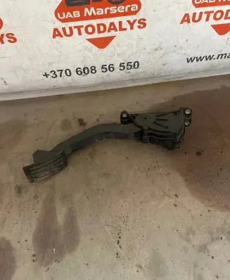 Volvo V50 Accelerator throttle pedal 4M519F836BK 6PV00864134