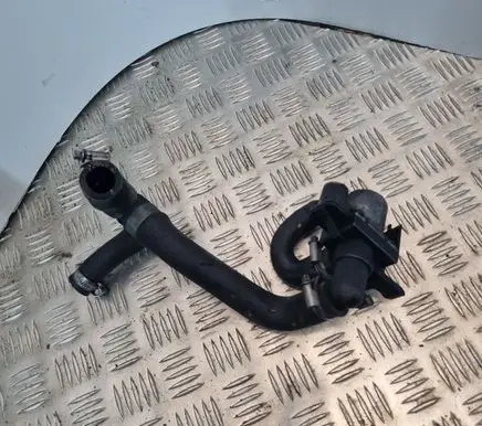 BMW 3 E36 Coolant heater control valve 8391418 1147412052