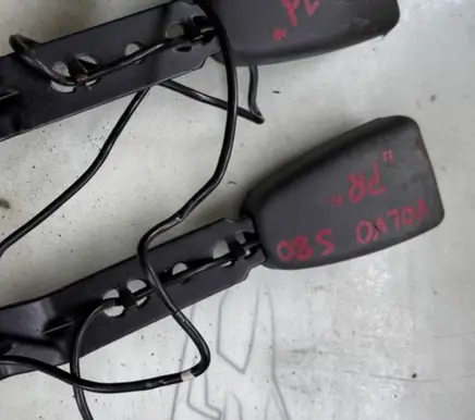 Volvo S80 Front seatbelt buckle 352523