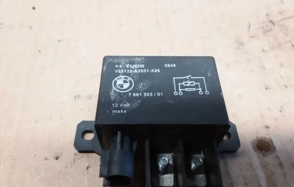 Coolant fan relay