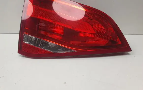 Audi A4 S4 B8 8K Tailgate rear/tail lights 8K5945093D