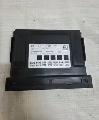 Opel Mokka Central body control module 13506998