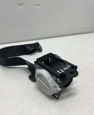 Renault Captur Rear seatbelt 888405148R 307797099JN7AF 5032I971PN