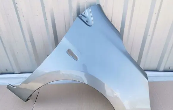 Mitsubishi Space Star Fender