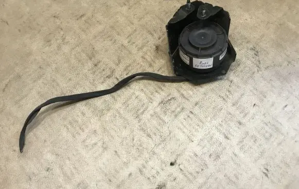 Mercedes-Benz C W204 Alarm system siren A2048705726
