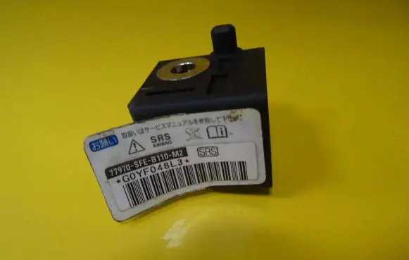 Honda FR-V Airbag deployment crash/impact sensor 77970-SFE-B110-M2