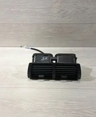 Dash center air vent grill