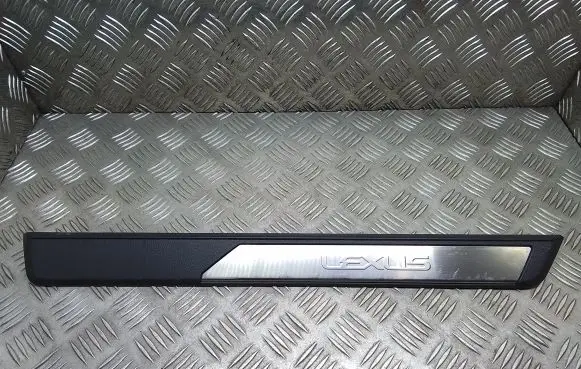 Lexus ES 250 - 300 - 330 Front sill trim cover 6791133150