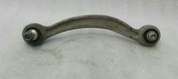 Mercedes-Benz C W205 Rear control arm A2043502106
