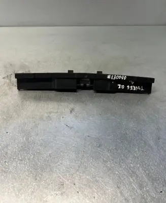 Volkswagen Touareg I Tailgate/trunk/boot lid buffer 7L6864225