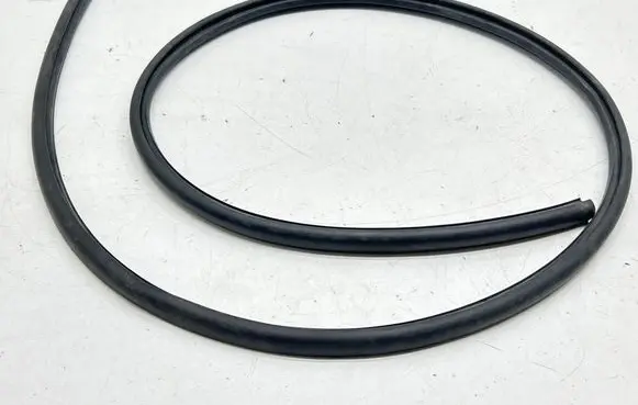 Volvo XC40 Other sill/pillar trim element 