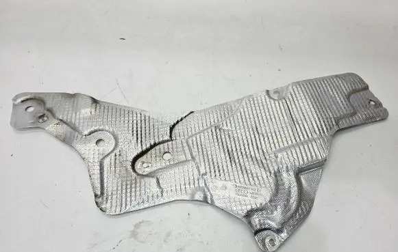 Audi A4 S4 B9 8W Exhaust heat shield 8W0804162B