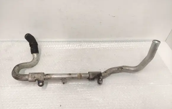 Audi A8 S8 D3 4E Engine coolant pipe/hose 079121065BB