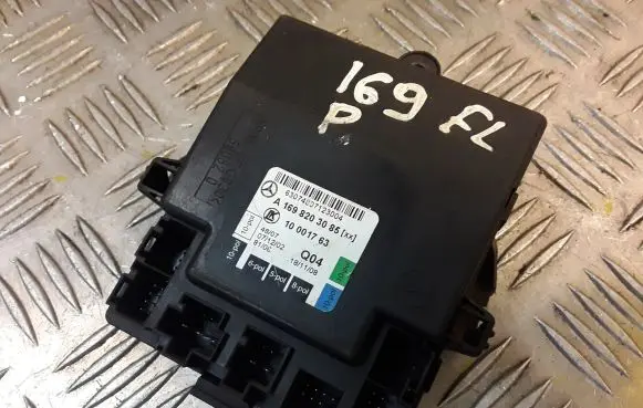 Mercedes-Benz A W169 Door control unit/module 1698203085 A1698203085