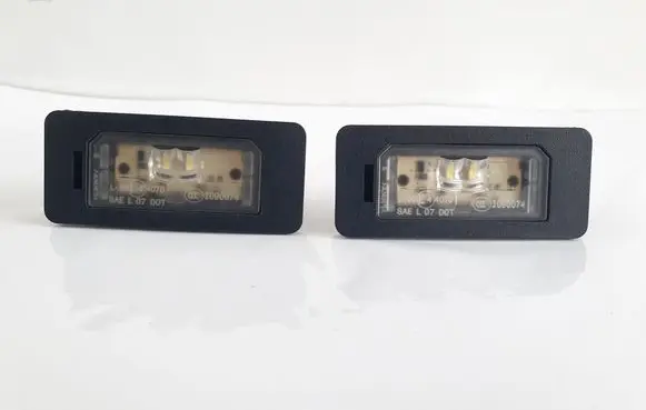 BMW X3 F25 Number plate light 71932932 63267193293