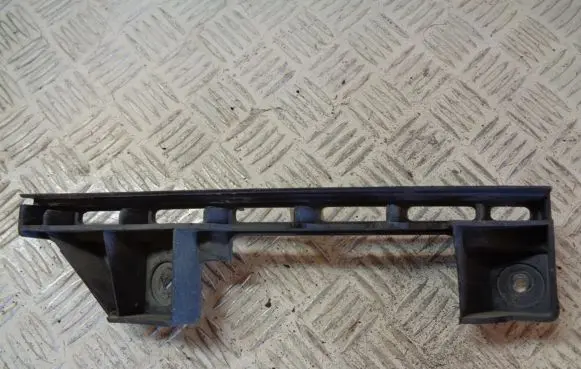 Volkswagen Caddy Front bumper mounting bracket 1T0807889B