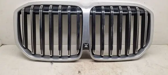 BMW X7 G07 Front grill 51139854141