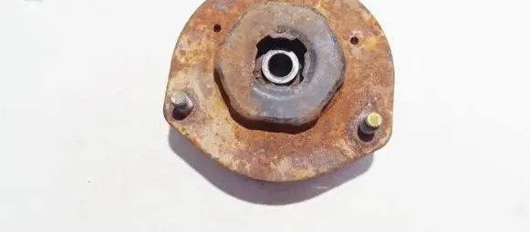 Toyota Previa (XR30, XR40) II Coil spring mount 