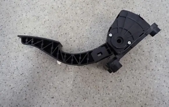 KIA Venga Pedal assembly 327271P200