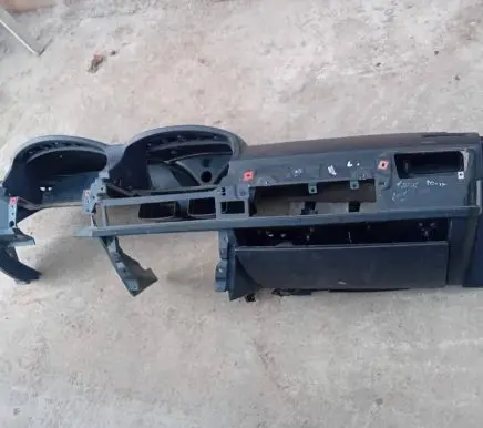 BMW 5 E60 E61 Dashboard