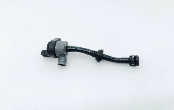 BMW 7 F01 F02 F03 F04 Breather valve 7619306