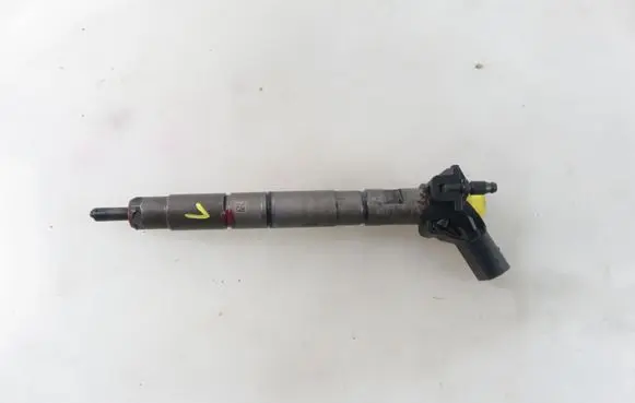 Audi A6 S6 C6 4F Fuel injector 0445115019 059130277R