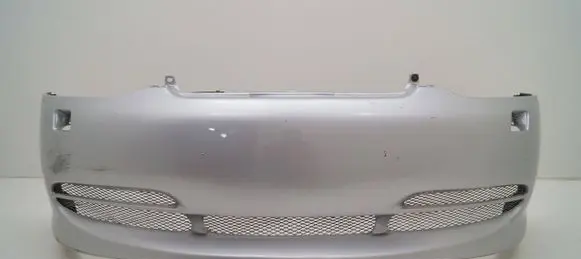 Volkswagen Golf V Front bumper