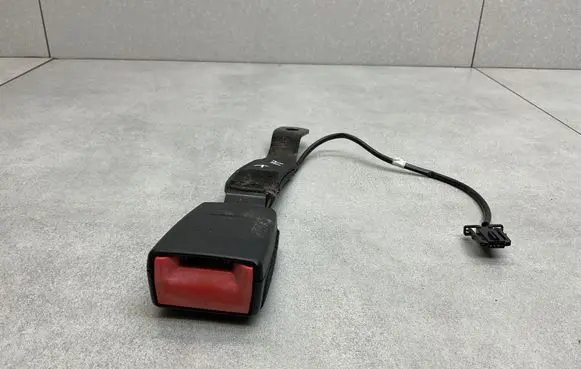 Audi A1 Front seatbelt buckle 8X0857755B