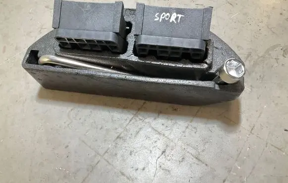 Land Rover Range Rover Sport L494 Tool set CPLA17B043AC
