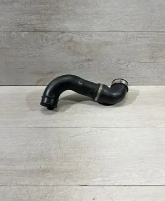 Intercooler hose/pipe
