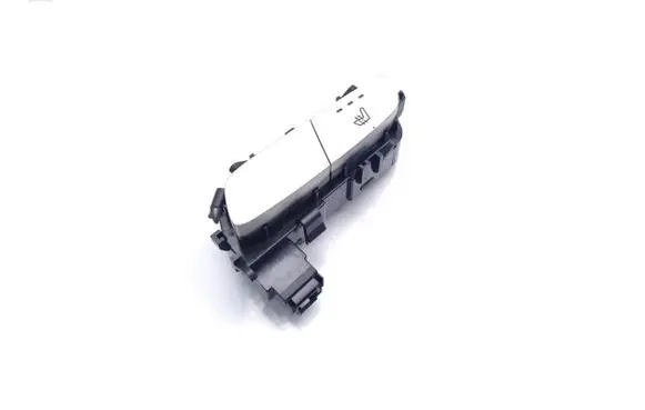 Mercedes-Benz C AMG W205 Seat heating switch A2139057502 13819788